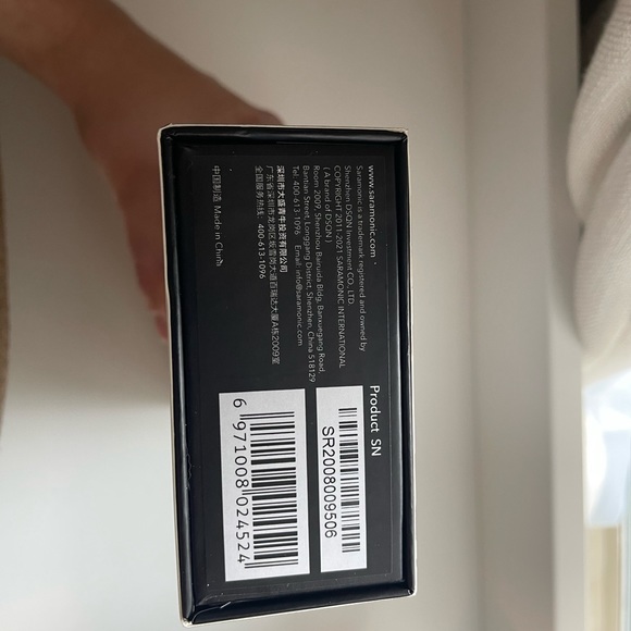 Saramonic Ultracompact Wireless Clip on Mic System - Picture 6 of 6